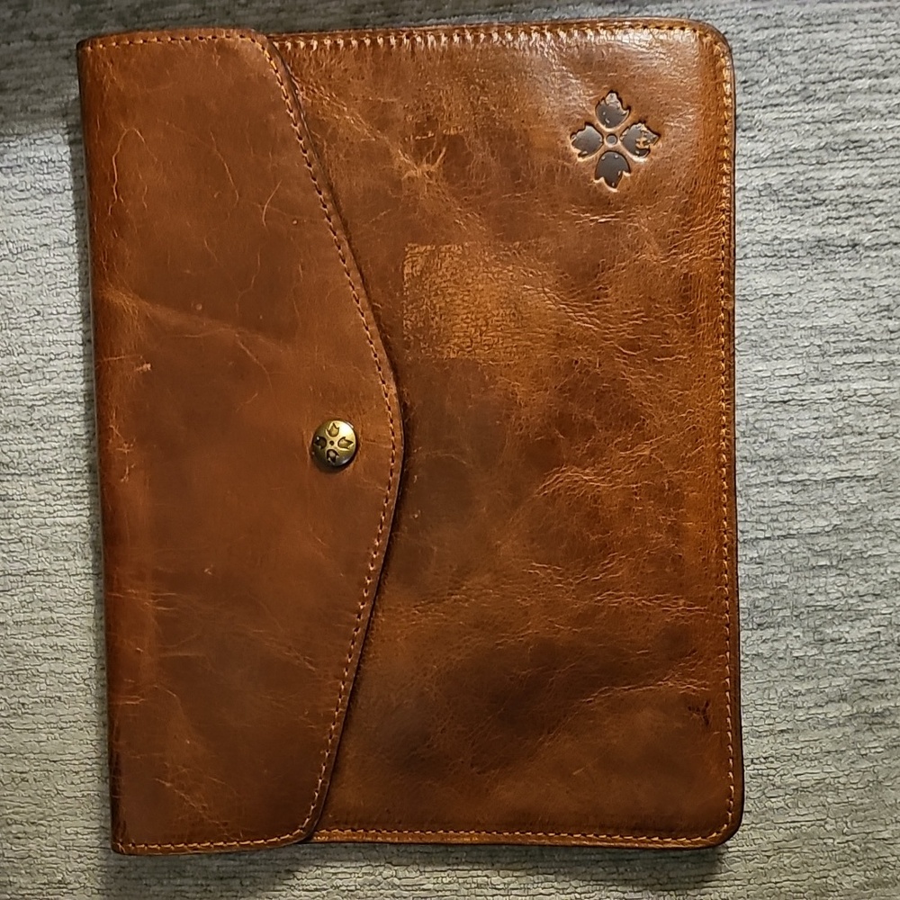 Patricia Nash Brown Leather Clutch/Ipad Case EUC